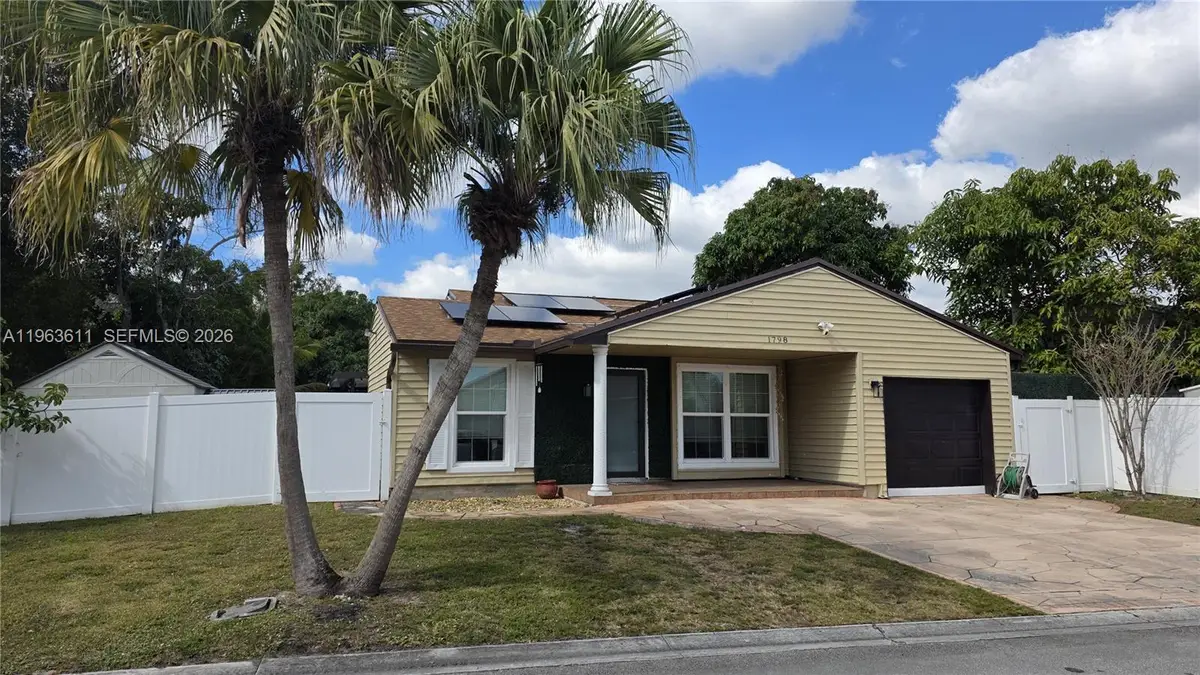 1798 SW 84th Pl, Miramar, FL 33025 - Image #1