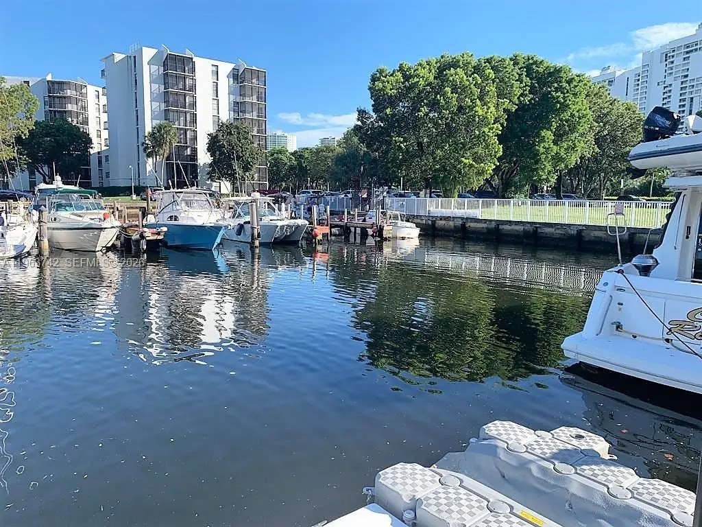 3375 N Country Club Dr Slip 5, Aventura, FL 33180 - #1