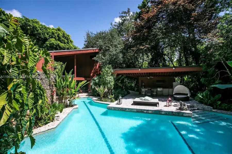 4895 SW 88th St, Miami, FL 33156 - #2