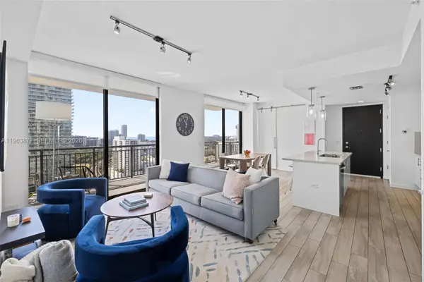 999 SW 1st Ave #2303, Miami, FL 33130