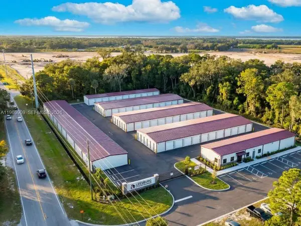 9915 County Rd 44. Leesburg, Other, FL 34788