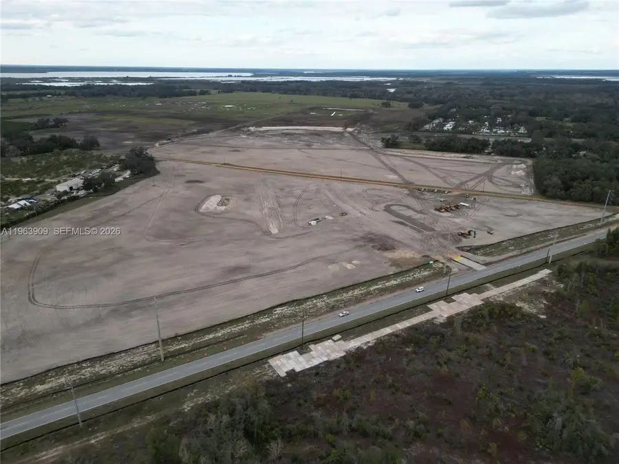 9915 County Rd 44. Leesburg, Leesburg East, FL 34788 - #3