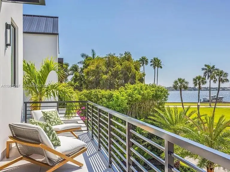 123 Murray Rd, West Palm Beach, FL 33405 - #1