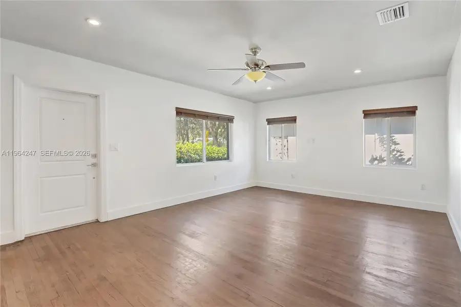 438 Mendoza Ave., Coral Gables, FL 33134 - #3