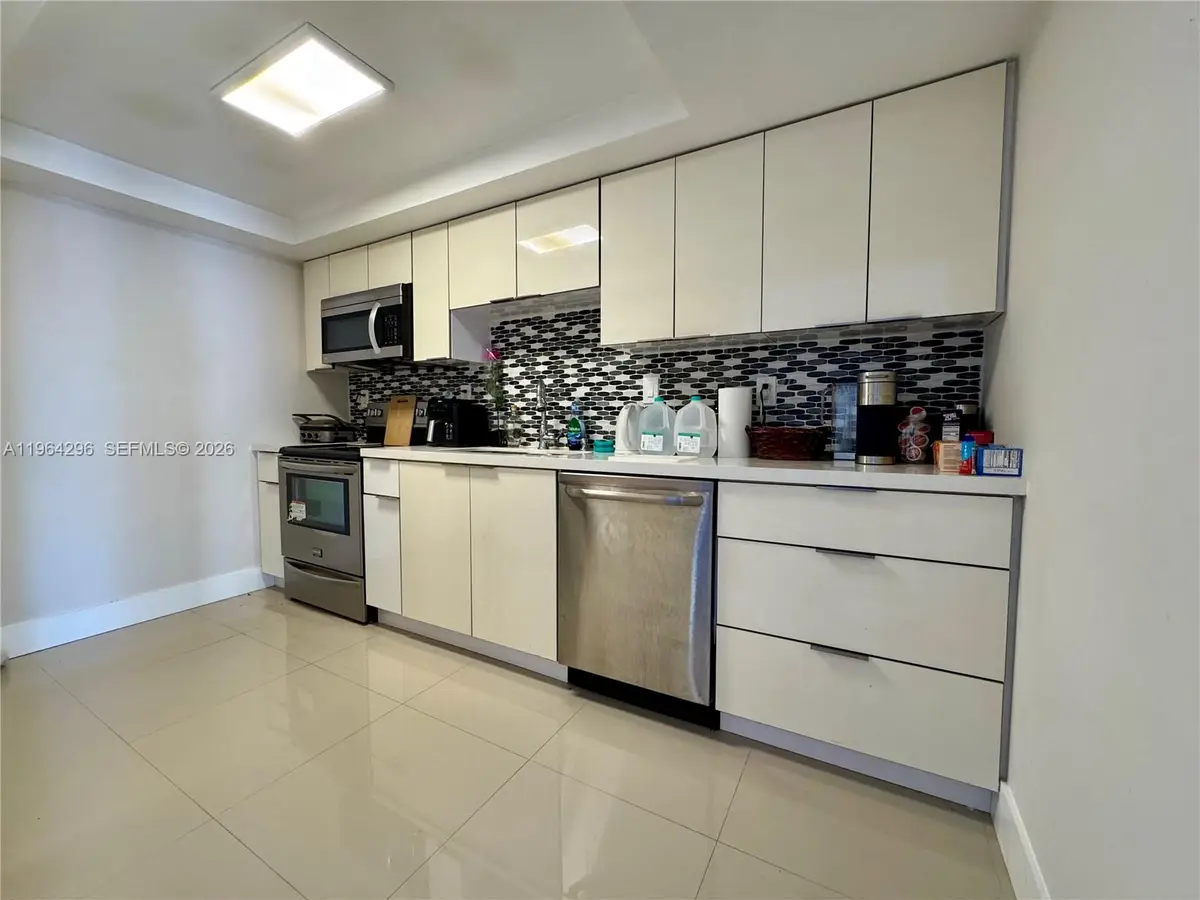 18011 Biscayne Blvd #1802, Aventura, FL 33160 - #1