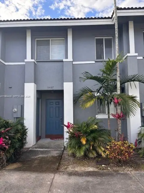 5457 SW 41st St, Pembroke Park, FL 33023 - #2