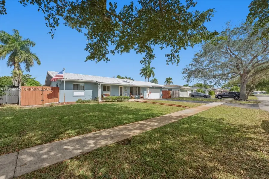 7221 NW 10th Ct, Plantation, FL 33313 - #2