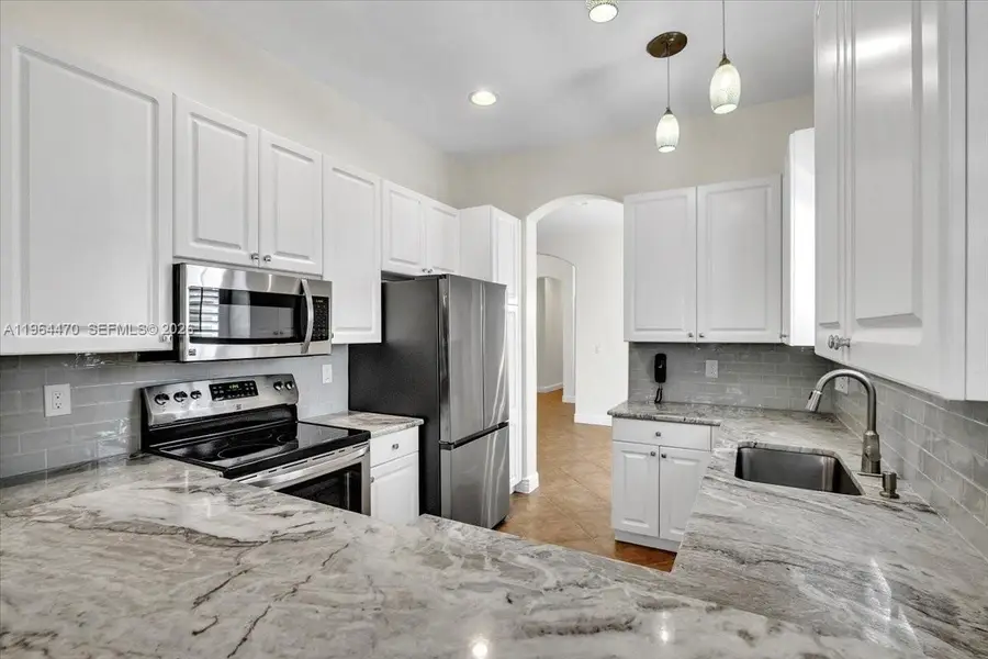 837 Vistana Circle, Naples, FL 34119 - #2