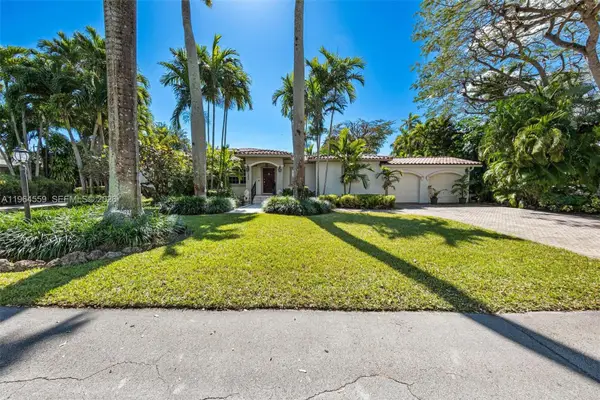 5990 SW 83rd St, South Miami, FL 33143