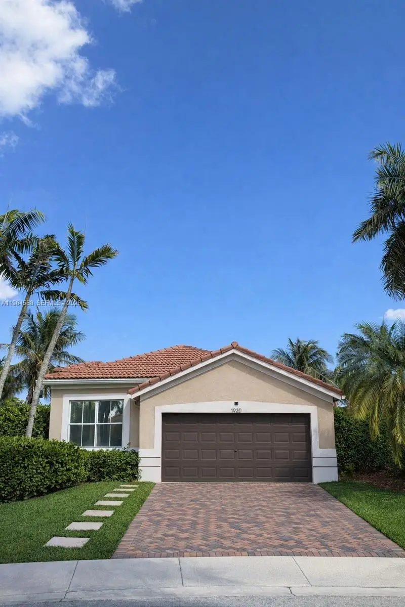 1920 Cedar Ct, Weston, FL 33327 - #1