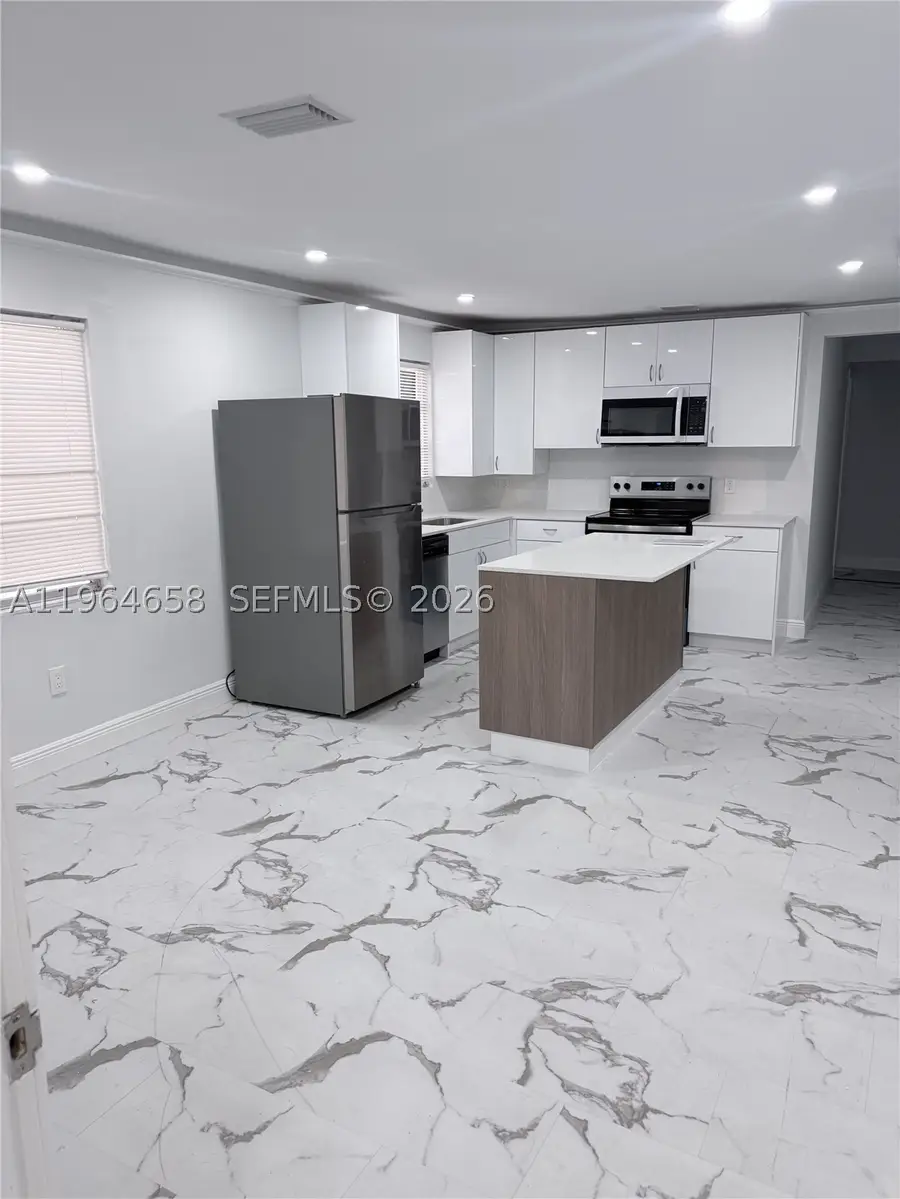6829 SW 25th St, Miami, FL 33155 - #3