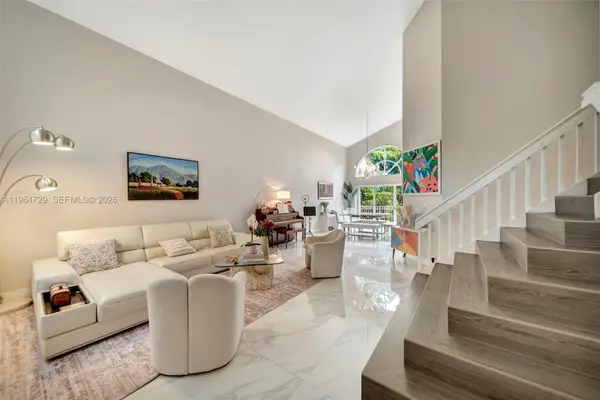 10880 NW 58th Ter, Doral, FL 33178