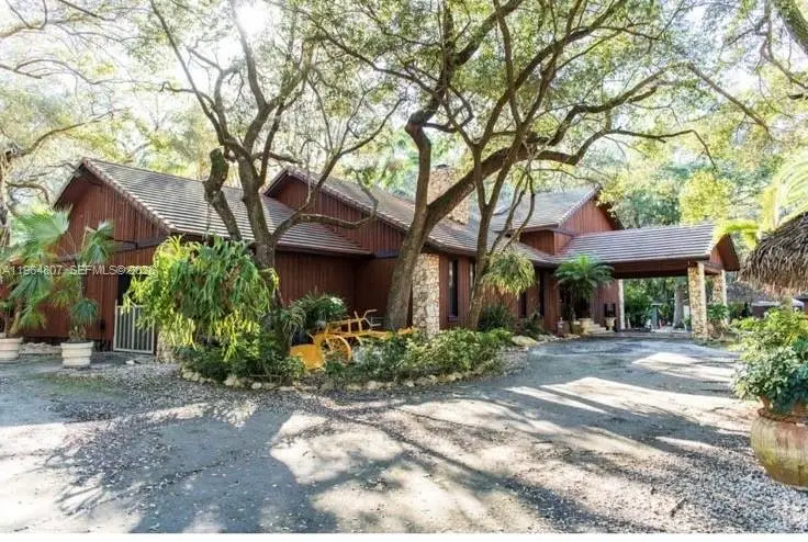 15425 SW 268th St, Homestead, FL 33032 - #1