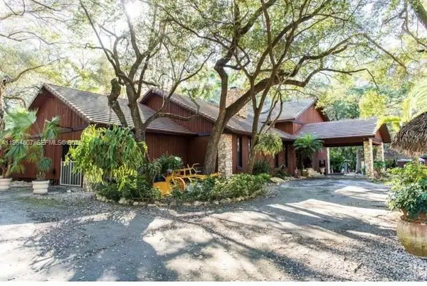 15425 SW 268th St, Homestead, FL 33032