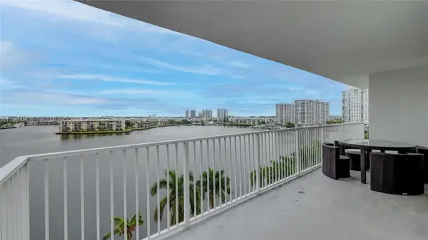 2851 NE 183rd St #817E, Aventura, FL 33160