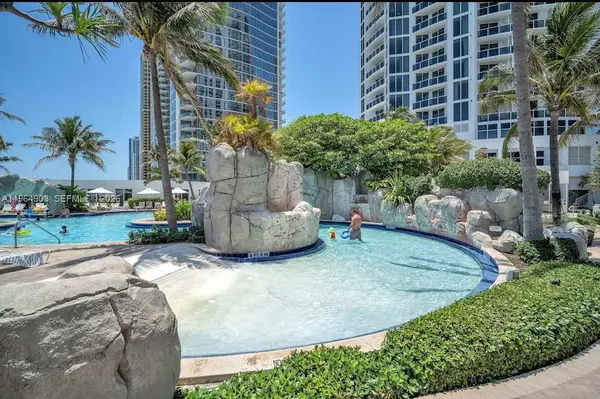 18001 Collins Ave #917, Sunny Isles Beach, FL 33160