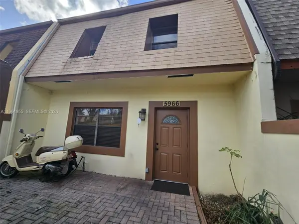 5966 NW 24th Ct, Sunrise, FL 33313