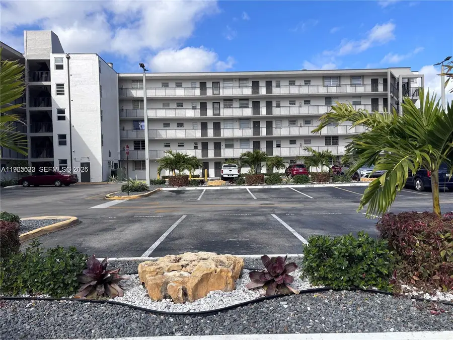 14180 SW 84th St #207-G, Miami, FL 33183 - #2