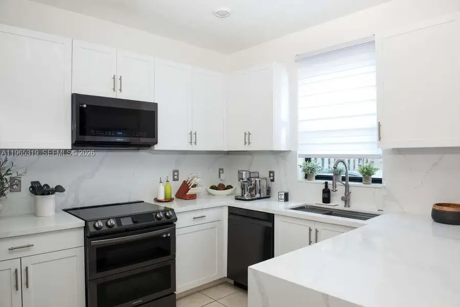 20917 NE 8th Ave, Miami, FL 33179 - #3
