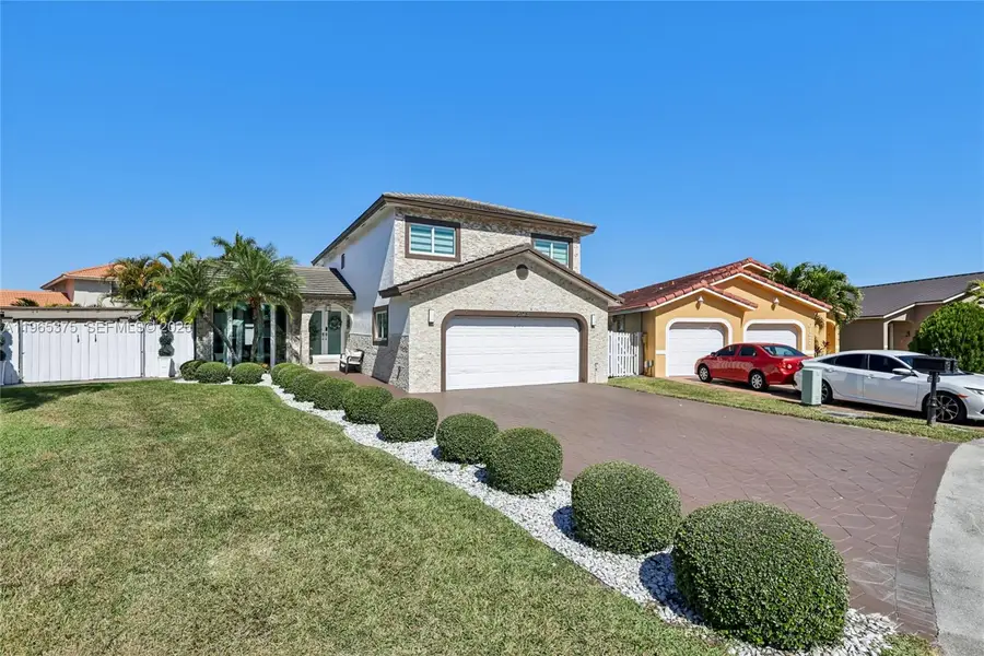 6173 NW 181st Terr Cir N, Hialeah, FL 33015 - #2