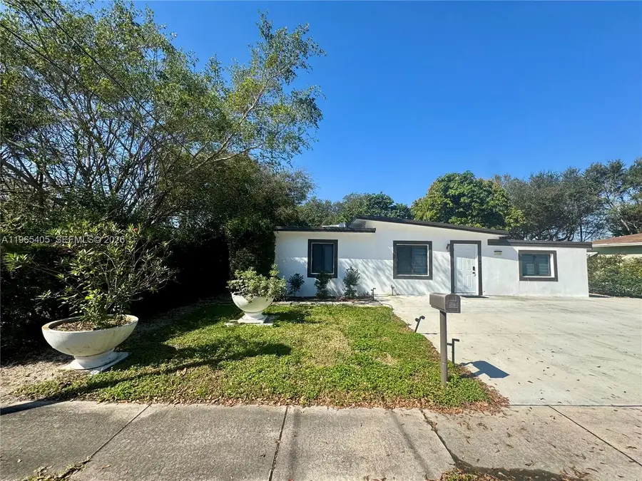 13550 NW 5th Ave, North Miami, FL 33168 - #2