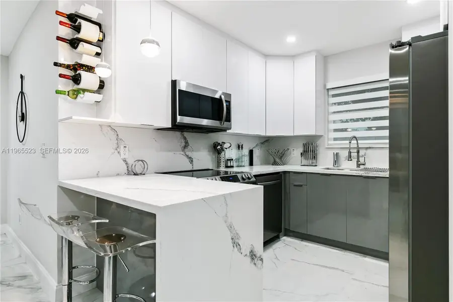 2376 NW 2nd St, Miami, FL 33125 - #2