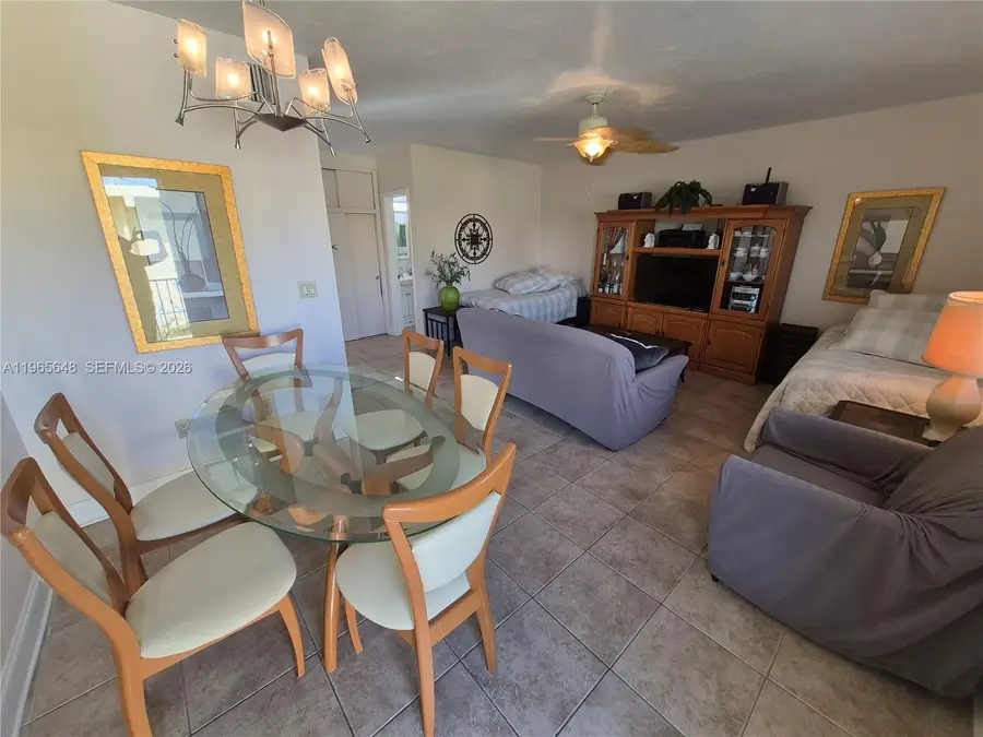 520 Euclid Ave #8, Miami Beach, FL 33139 - #2