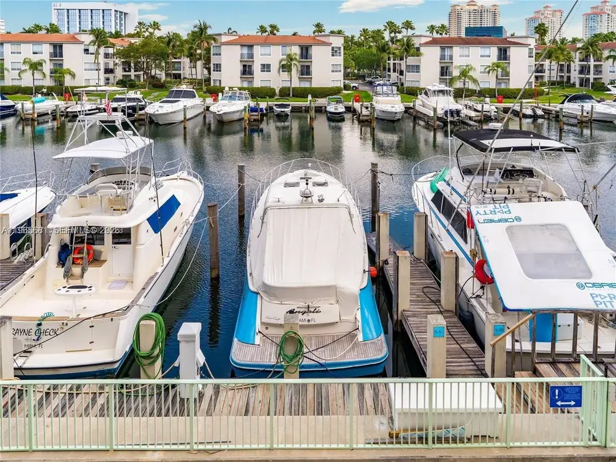 3029 NE 188th St, Aventura, FL 33180 - #2