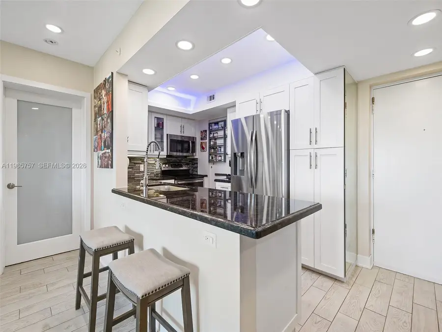 1000 River Reach Dr #516, Fort Lauderdale, FL 33315 - #3