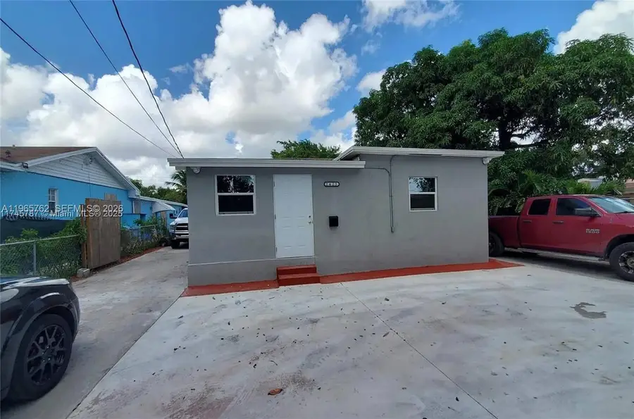2425 NW 28th St, Miami, FL 33142 - #2