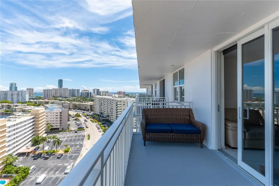 427 Golden Isles Dr #16F, Hallandale Beach, FL 33009 - #2