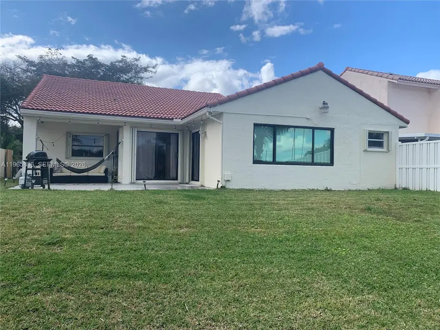 2925 E Aviary Dr, Cooper City, FL 33026 - #3