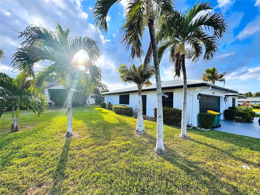 4905 Bayberry Ln, Tamarac, FL 33319 - #3