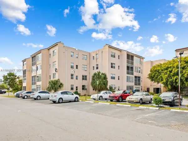 2840 Somerset Dr #400M, Lauderdale Lakes, FL 33311