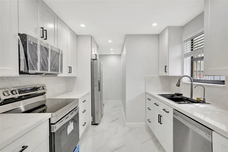 3916 NW 207th St Rd, Miami Gardens, FL 33055 - #3