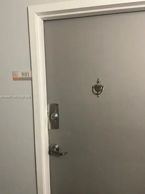 2020 NE 135th St #901, North Miami, FL 33181 - #3