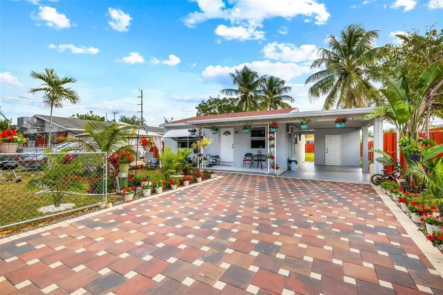 2210 Roosevelt St, Hollywood, FL 33020 - #2