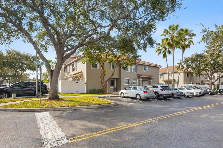 12627 SW 54th St, Miramar, FL 33027 - #2