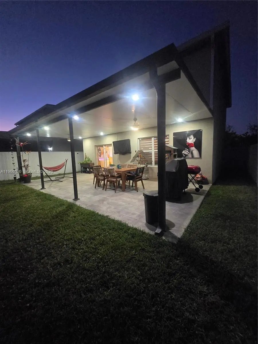 613 NE 5th Way, Florida City, FL 33034 - #1