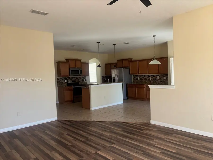 2579 Carrickton Circle, Meadow Woods, FL 32824 - #3