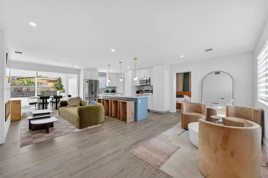 190 NE 173rd St, Miami, FL 33162 - #2