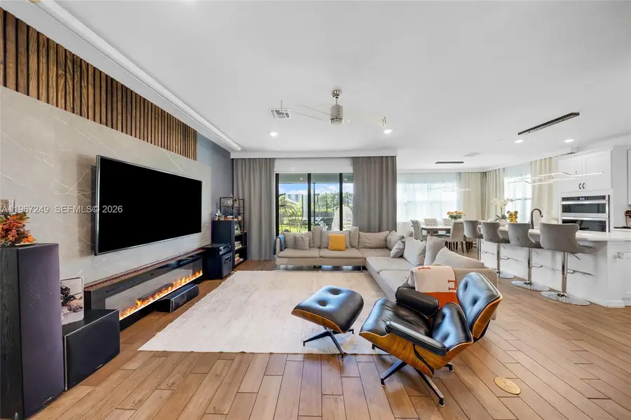 2454 Primrose Pl, Oakland Park, FL 33309 - #3