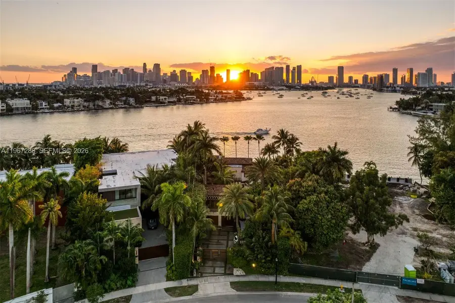 34 W Dilido Dr, Miami Beach, FL 33139 - #2