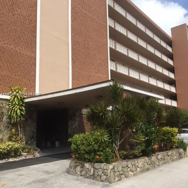 301 NE 14th Ave #702, Hallandale Beach, FL 33009 - #1