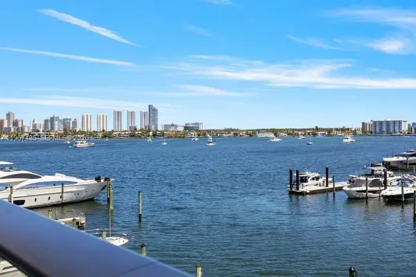 17301 Biscayne Blvd #305, North Miami Beach, FL 33160