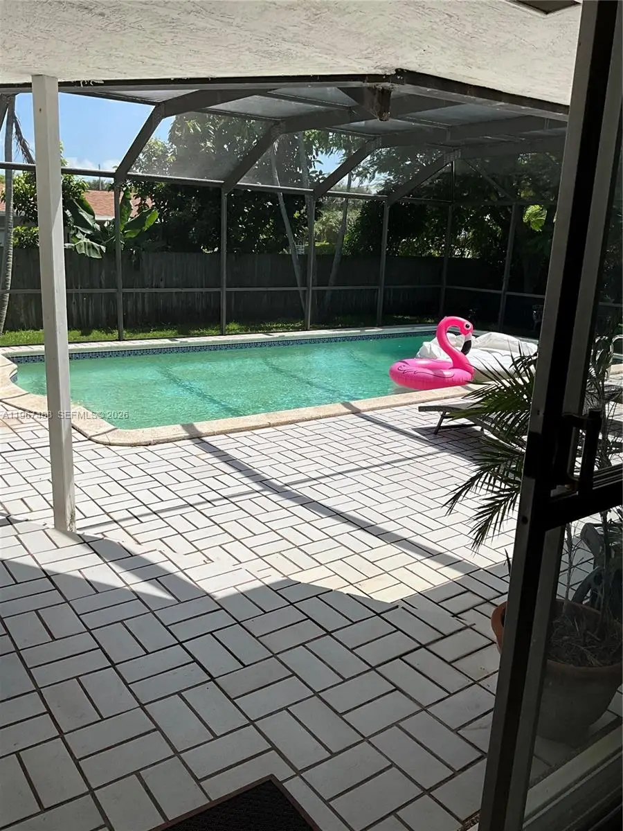 9260 SW 176th St, Palmetto Bay, FL 33157 - #2