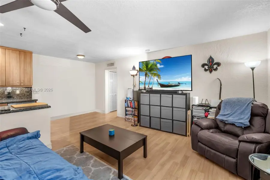 1423 Holly Heights Dr #18, Fort Lauderdale, FL 33304 - #3