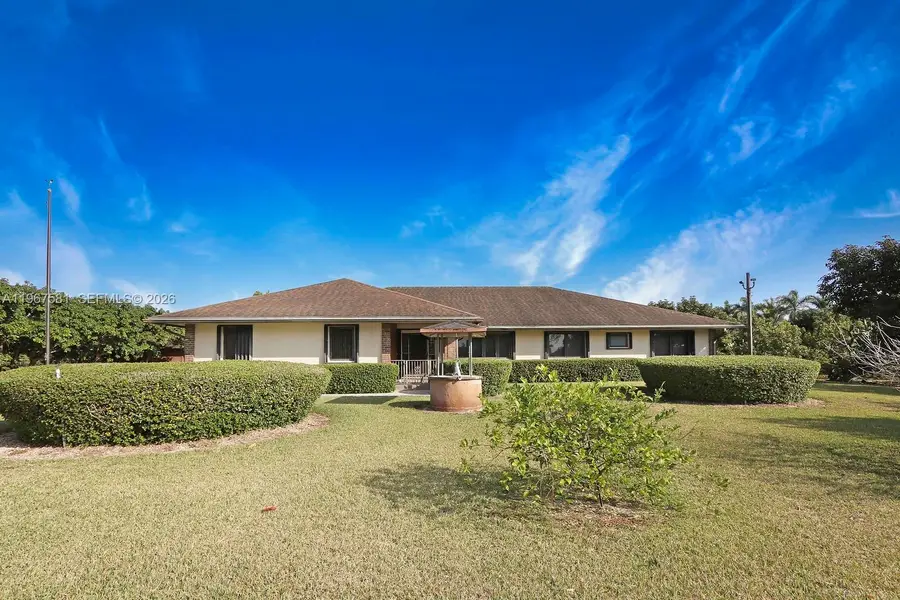 19285 SW 272nd St, Homestead, FL 33031 - #3