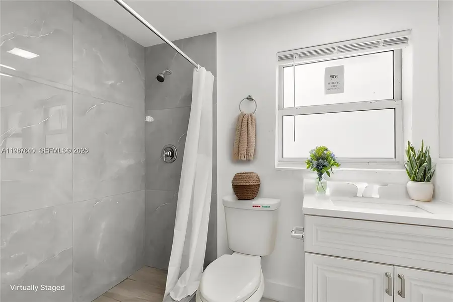 607 SW 3rd St, Delray Beach, FL 33444 - #2