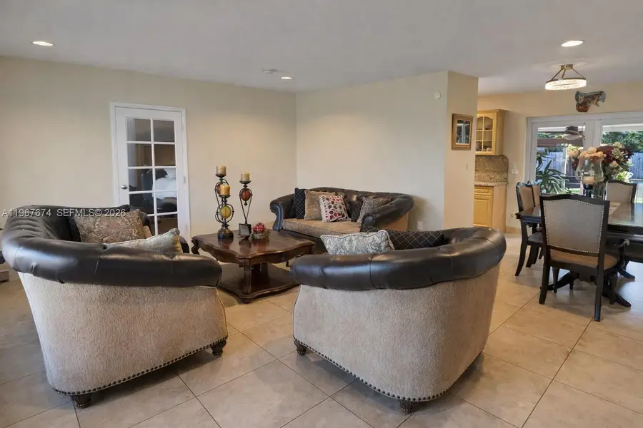 1901 SW 90th Ave, Miami, FL 33165 - #3